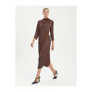 Vestidos de Trabajo, Vestido de Satén Estampado con Cuello de Viscosa y Detalles - Product Image 3