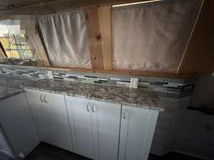 Meilleur modèle d'occasion en excellent état P-R-E-V-O-S-T LE MIRAGE RV XL L-I-B-E-R-T-Y 1996 avec performances élevées disponible à la vente - Product Image 3