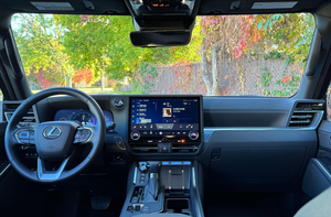 Lexus GX 550 Overtrail USADO del 2025 - Product Image 3