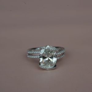 Anillo de diamante cultivado en laboratorio de lujo de 3.50Ct corte ovalado VS1 IGI SGL certificado Oro rosa oro plata compromiso boda joyería proveedor - Product Image 5
