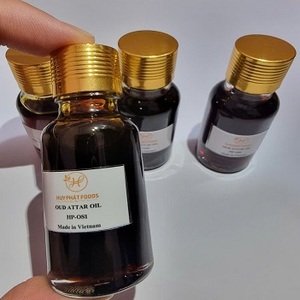 Coeurs captivants d'huile essentielle de bois d'agar avec son odeur étonnante - Product Image 2
