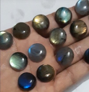Belle 20mm Multi Flashy Labradorite Cabochon IGI Certifié Pierre précieuse en vrac pour la fabrication de bijoux de jour d'été Bijoux en pierres précieuses naturelles - Product Image 1