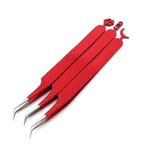 Pinzas de extensión de pestañas de precisión antiestáticas de acero inoxidable con punta plateada profesional láser inferior patrón de corazón de Hello Kitty - Product Image 1