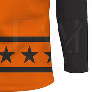 เสื้อฮอกกี้น้ำแข็งพิมพ์ลายสำหรับผู้ชายยอดนิยม พร้อมลายทีมและชื่อผู้เล่นแบบกำหนดเอง แห้งเร็ว ระบายอากาศได้ดี ผลิตจากเมืองเซียลคอต - Product Image 5