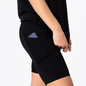 Conjunto de ropa deportiva personalizada para mujer, Top corto y pantalones cortos de 2 piezas, logotipo bordado, ropa de entrenamiento de secado rápido, fabricado en Pakistán 2025 - Product Image 2