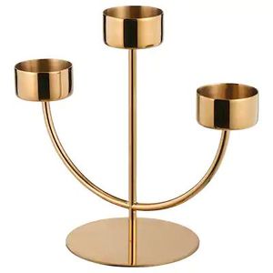 Nouveau design de bougeoir en métal finition or décor élégant support de bougie de finition antique pour l'éclairage - Product Image 3