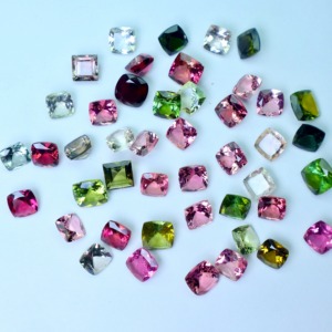 Haute qualité 7x8mm coussin coupe Tourmaline pierre précieuse en vrac naturel poli fournisseur - Product Image 5