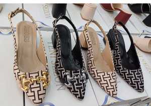 CHAUSSURES POUR FEMMES BOUCLES DOS OUVERT CHAUSSURES CASUAL À MOTIFS EN SUÈDE ARTIFICIEL 3 CM Fabriqué en Turquie 36-40 - Product Image 3