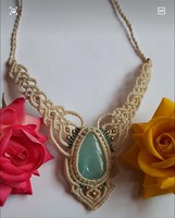 Collier en macramé fait main avec pendentif en pierre de malachite naturelle, cadeau minimaliste bouddhiste, noué à la main, réglable