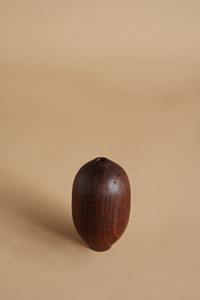 Florero de madera natural con acabado liso, jarrón de madera de acacia hecho a mano para una decoración elegante del hogar, diseño único - Product Image 3