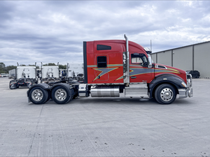 Camions lits industriels T680 2022 - OEM/ODM personnalisables avec garantie de 3 ans - Product Image 2