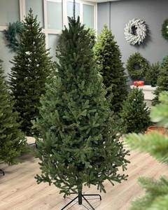 Suministro al por mayor de árboles de Navidad artificiales de pino preiluminados con luces LED blancas cálidas para decoración navideña en interiores - Product Image 5
