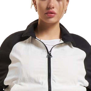 เสื้อแจ็คเก็ตกันลมแบบมีฮู้ดสำหรับผู้หญิง ตัดเย็บตามสั่ง ตกแต่งด้วยหนังแกะ ผ้าไนลอน/โพลีเอสเตอร์ระบายอากาศได้ดี ออกแบบเองได้ - Product Image 5