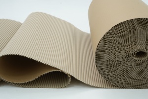 ม้วนกระดาษลูกฟูกและกล่องกระดาษแข็งแพ็คสีเขียว Vina - Product Image 3