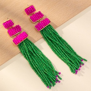 Festival Wear Pendientes de cuentas de semillas Pendientes de gota de cuentas de fiesta de diseño largo con aceptar diseño personalizado - Product Image 2
