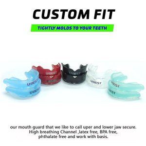 Protège-dents en silicone personnalisé noir, protection sportive pour tous les sports de contact, ajustement universel - Product Image 5