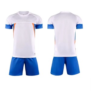 Proveedor al por mayor Nuevo diseño Ropa deportiva Balón de fútbol Jersey Camiseta de fútbol de alta calidad con patrón personalizado Servicio OEM - Product Image 2