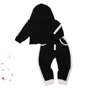 Chándales de algodón transpirable OEM para niños, conjunto con capucha a la moda para niños y niñas de talla grande, patrón sólido, temporada de invierno - Product Image 2