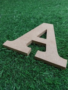 Letras Decorativas de Madera con la Palabra 'HOGAR', Pieza Decorativa Elegante para Sala de Estar y Oficina, Estilo Rústico Moderno - Product Image 2