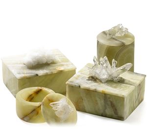 Caja de almacenamiento de resina oscura con tapa de piedra rectangular Caja decorativa elegante para la organización del hogar Solución de almacenamiento elegante - Product Image 3