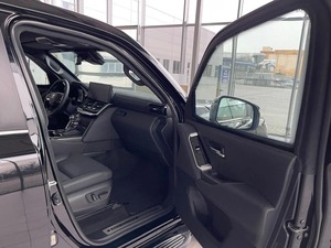 LandCruiser 2025 SUV 300 Automático con Volante a la Derecha, Volante a la Izquierda, EN VENTA - Product Image 2