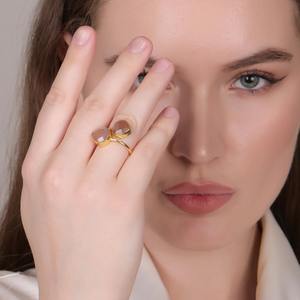 Accessoires de mode Bague coeur en pierre de lune pêche pour femme Fête et utilisation décontractée disponible à la vente en Inde - Product Image 5