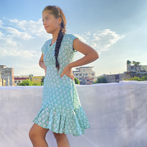 Conception classique Western portant à la mode longues courtes genou longueur robes dos nu col en V Sexy profond décontracté portant robe ensemble - Product Image 1