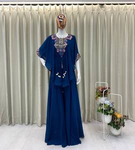 NOUVELLE TENDANCE TROIS PIÈCES INDO WESTERN AVEC SEQUENCE BRODÉE DÉTAILS DE TRAVAIL BLOUSE TISSU AIR TEX CHINNER MICRO - Product Image 1