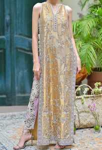 Robe de luxe pour femmes pakistanaises, ornements en zari, perles et travail de séquence, prête à porter - Product Image 5