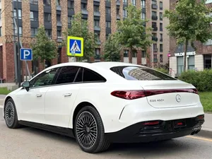 USED 2022 EQS 450+ I Low Mileage Automatic <b>Panoramic</b> Sunroof LED lights LED Daytime Lights 6 Seats Ready to SHIP - Product Image 4