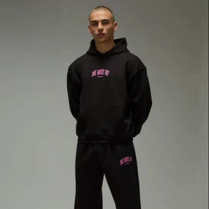 Sweat-shirt d'hiver surdimensionné pour homme, imprimé et brodé, en polyester/coton respirant, grammage lourd, avec motifs personnalisés roses et impression sérigraphique noire, collection 2025 - Product Image 1