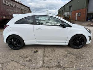 USADO LHD/RHD 2014 VAUXHALL CORSA - Product Image 2