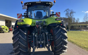 จอยสติ๊กควบคุม CLAAS 850 AXION รถแทรกเตอร์สำหรับงานเกษตร ทนทาน ขับเคลื่อน 4 ล้อ เกียร์อัตโนมัติ 230 แรงม้า พร้อมเครื่องยนต์ เกียร์ ปั๊ม และล้อ - Product Image 6
