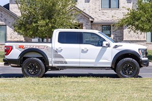 Auto Usado Confiable, Ford F-150 Raptor R 2023 - Product Image 4