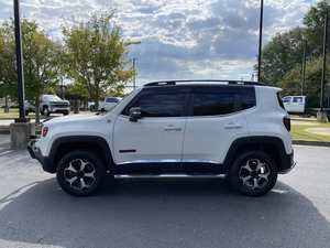 Renegade Trailhawk Usado en Venta 2024, con Navegación y Tracción en las 4 Ruedas, Autos Usados Premium Sin Accidentes - Product Image 3