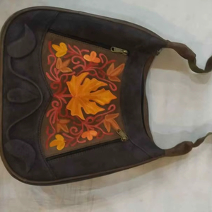 Pochette élégante brodée avec des fleurs, imitation perle, papillon vintage, ensemble complet, chaîne à maillons, sac à breloques - Product Image 1