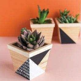 HANDICRAFTS Wooden Flowerpot Wishing <b>Well</b> Planter Backyard <b>Garden</b> Decor Creative Wooden Planters Bark Flower Pots <b>Garden</b> - Product Image 5