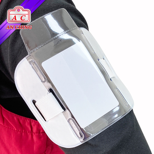 Brassard élastique en PVC pour course nocturne, porte-badge et porte-carte d'identité - Product Image 2