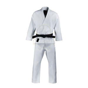 Uniforme de karate para adultos cómodo de último diseño Uniforme de karate de material duradero para ropa de entrenamiento - Product Image 3