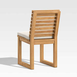 Chaise de salle à manger Belly Simple en teck massif avec coussins imperméables et finition naturelle pour une utilisation en intérieur et en extérieur. - Product Image 5