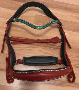 Bridon de chasseur de chevaux en cuir rembourré confortable avec bride de nez ornée de bijoux et rênes à prise libre - Product Image 2