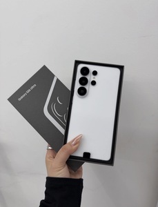 Teléfono Inteligente Samsung Galaxy S26 Ultra 100% Auténtico, Nuevo y Original, 256GB/512GB, Desbloqueado para Todo el Mundo - Product Image 2