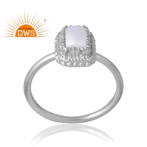 แหวนพลอยไข่มุกชุบโลหะเงินแท้ดีไซน์ดีที่สุดสำหรับผู้หญิงของขวัญ - Product Image 1