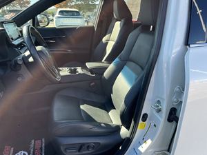 USADO, VENZA XLE AWD 2022, SUV BLANCO, TRACCIÓN EN LAS CUATRO RUEDAS VARIABLE, 2.5L, 14 HÍBRIDO, BAJO CONSUMO DE GASOLINA EN CARRETERA, CROSVER, LISTO PARA USAR - Product Image 2