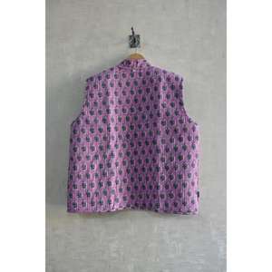 Chaleco Acolchado de Algodón Ecológico Hecho a Mano, Chaqueta sin Mangas para Invierno, Cierre de Botones, Prenda Exterior Étnica con Estampado Bloqueado Cálido - Product Image 4