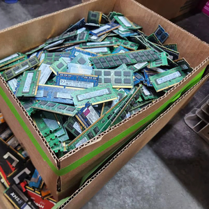 Déchets de RAM pour la récupération d'or / Déchets de CPU de qualité avec contacts dorés, déchets de CPU en céramique et déchets de RAM d'ordinateur - Product Image 1