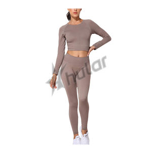 Women's Seamless Gym Fitness Yoga Set Long <b>Sleeve</b> Sports Jacket & <b>Short</b> Leggings with Embroidered Solid Pattern for Workouts - Product Image 5