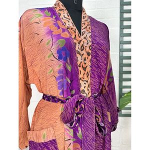 Kimono Vintage de Seda Crepé, Bata Suave y Cómoda, Ropa de Dormir Ligera y Lujosa, Regalo Perfecto de Verano para Mujer - Product Image 4
