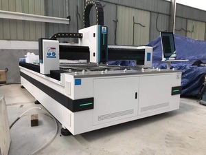 Machine de découpe laser à fibre en acier inoxydable 1500x3000mm CNC machines de découpe laser en métal - Product Image 4