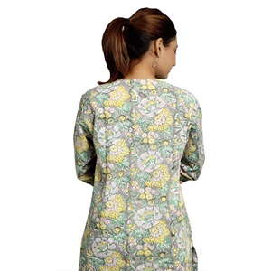 Conjunto de pijama con estampado Floral para mujer, ropa de dormir de dos piezas de algodón suave y cómoda - Product Image 6